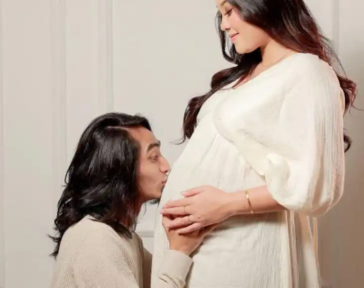 Ayie Floor88 Dan Isteri Buka Akaun Instagram Bakal Cahaya Mata Perempuan