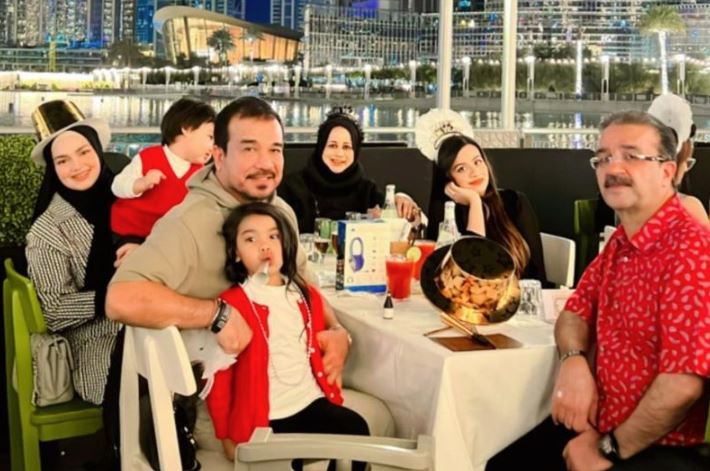 Siti Nurhaliza dan Datuk K bercuti di Dubai